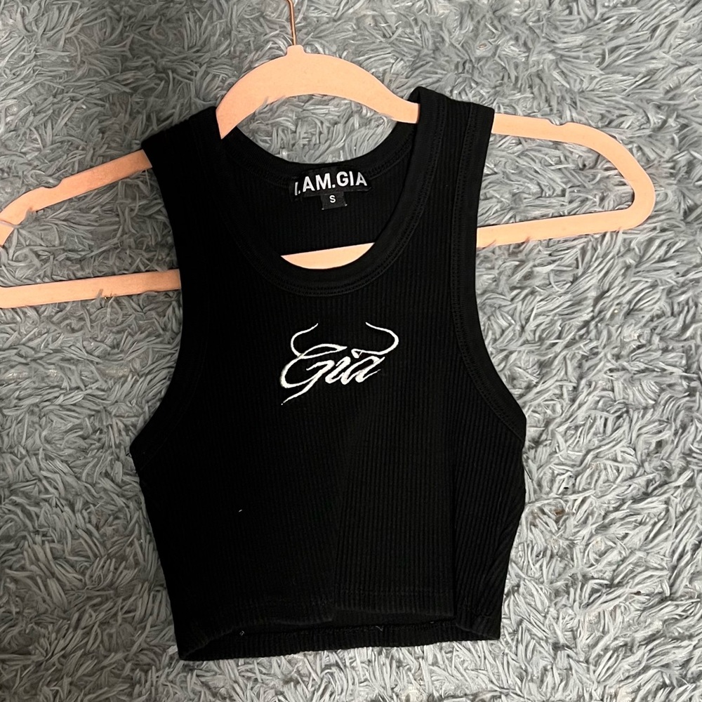 I.AM.GIA tank